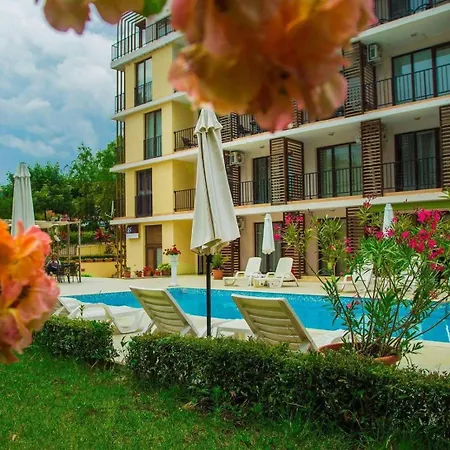 студио до плажа влас Appartement